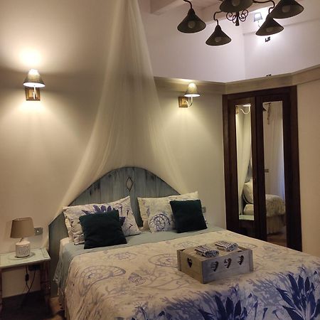 Caledonia B&B Меркато Сан Северино Екстериор снимка