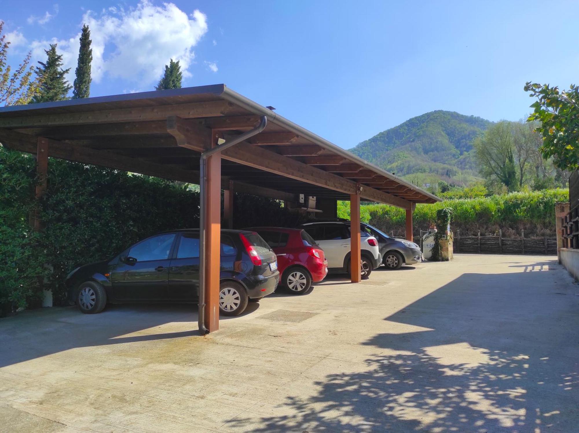 Caledonia B&B Меркато Сан Северино Екстериор снимка