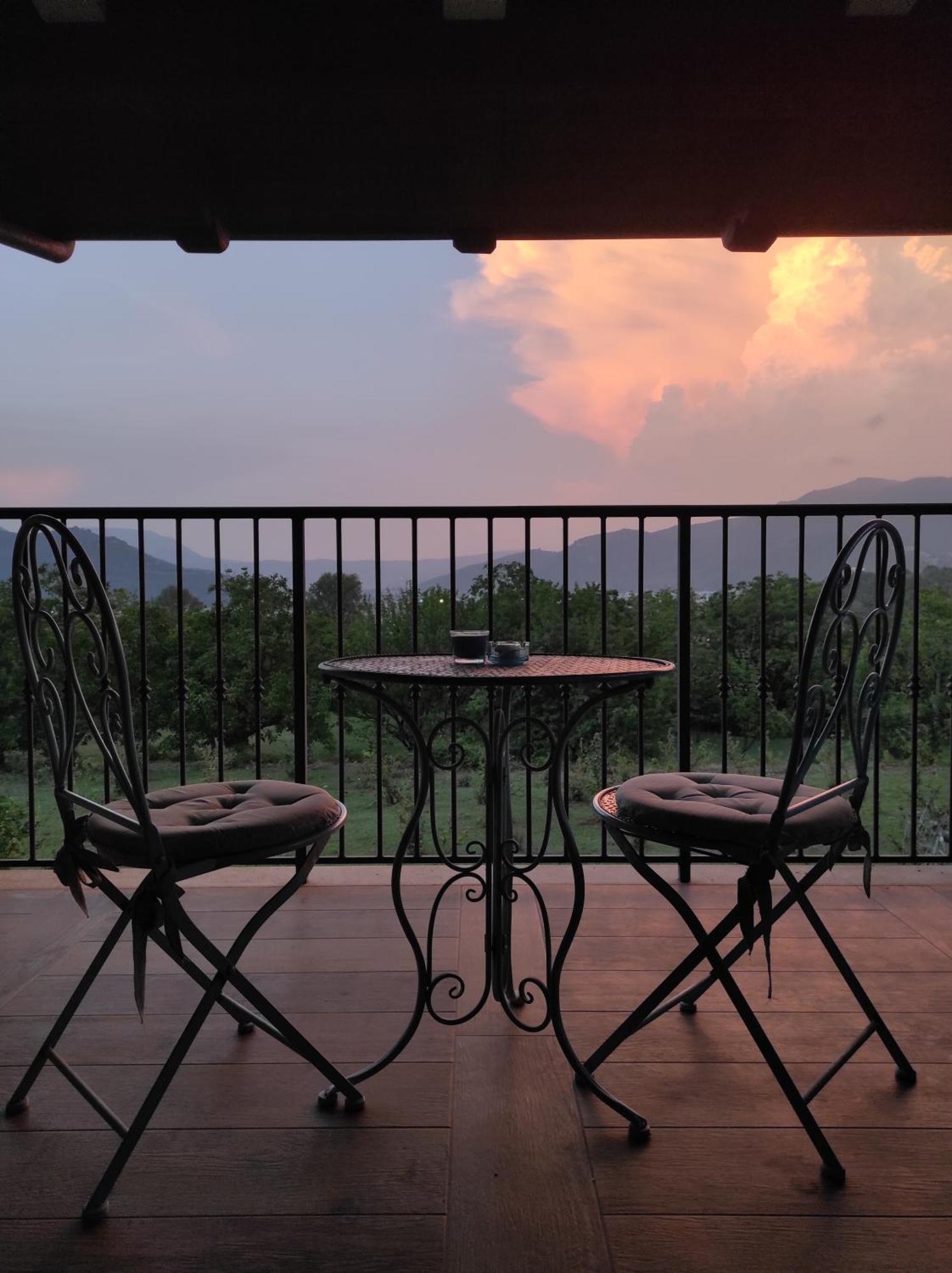Caledonia B&B Меркато Сан Северино Екстериор снимка