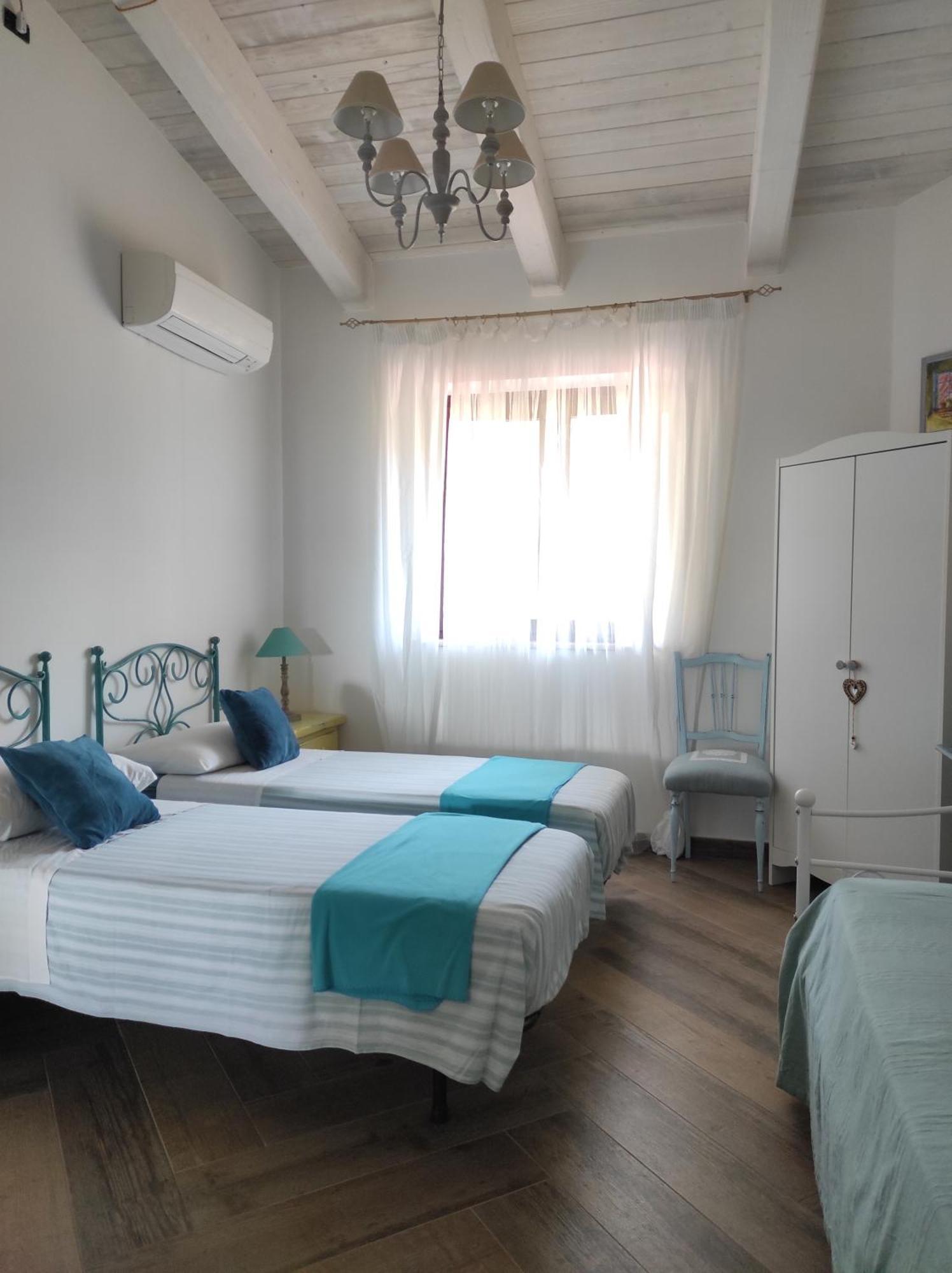 Caledonia B&B Меркато Сан Северино Екстериор снимка